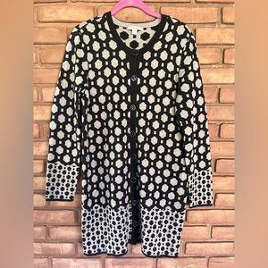 Isaac Mizrahi Live! 33” long button down sweater - Women’s M